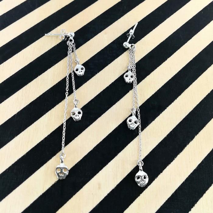 Bo pendantes tiny skulls 2 0 700