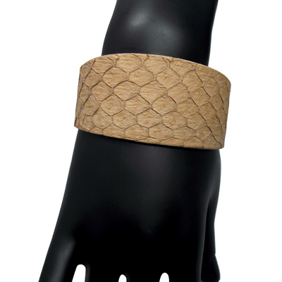Bracelet manchette tilapia beige det2