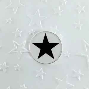 Broche badgi black star 5