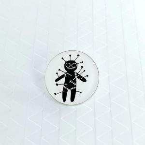 Broche badgi voodoo 6