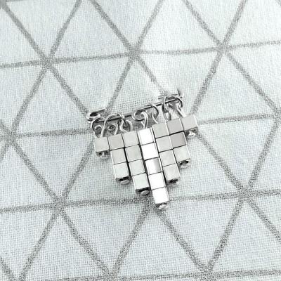 Brooch Cubic argent