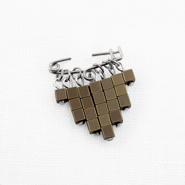Epingle cubic bronze b 0