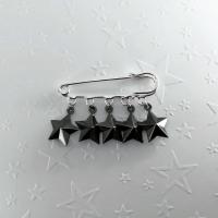 Epingle lucky stars noir 0 0 700