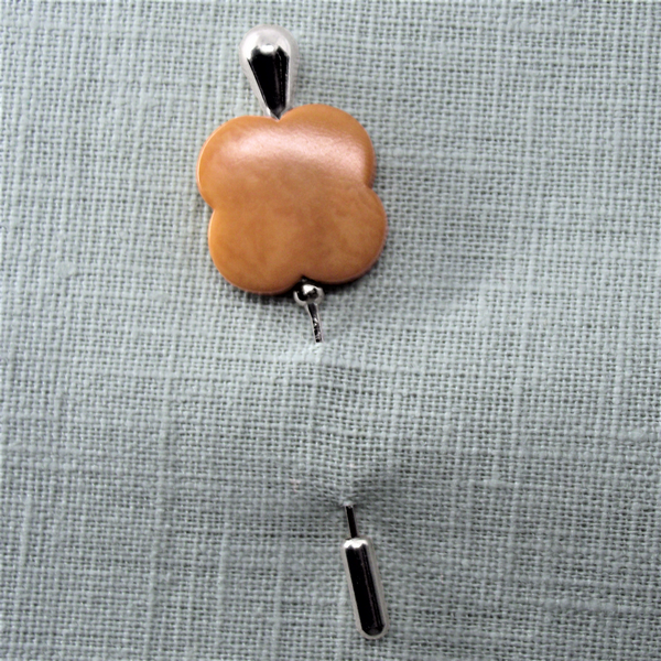Fibule corozo camel 1