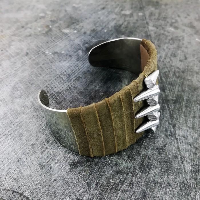 Manchette spike3 1 0 700
